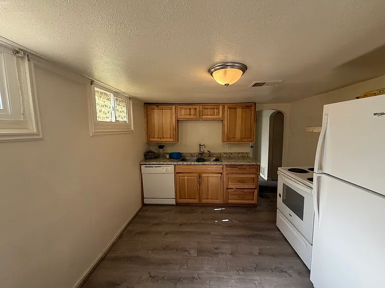 235 E Center St #237 — Photo 3
