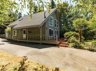 1273 Mitscher Dr, Coupeville, WA