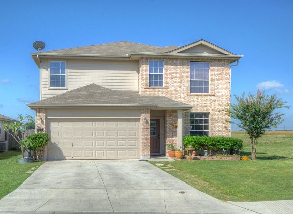 2nd image of 2118 Dodge Dr