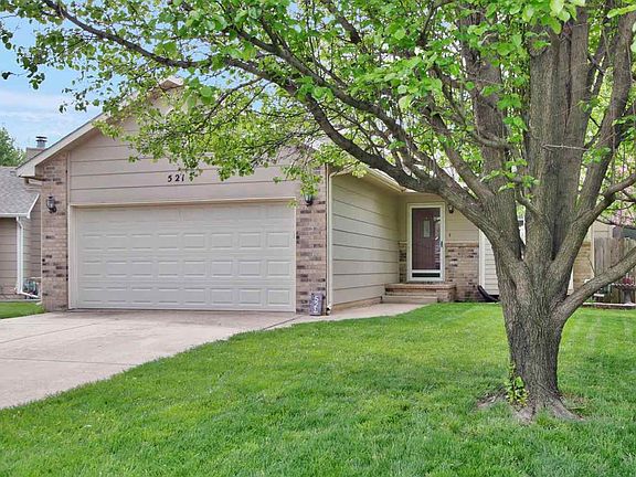 2nd image of 521 Deerfield Cir