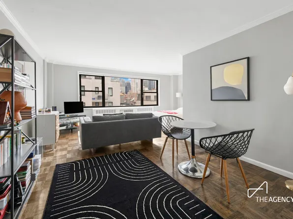 167 East 67th Street image 1 of 7