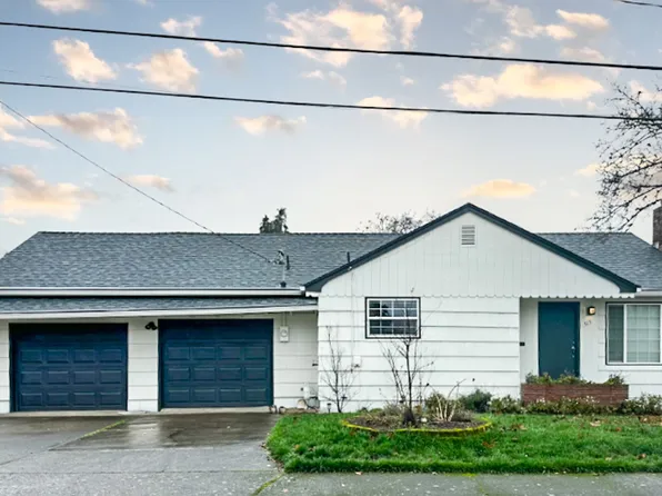 515 E Elmore St, Lebanon, OR 97355