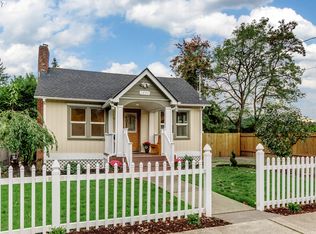 1830 SE Oak Grove Blvd, Milwaukie, OR 97267