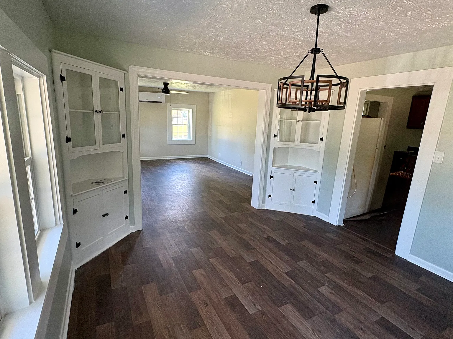 3 bed, 1420 sqft, $1,500 — Photo 2