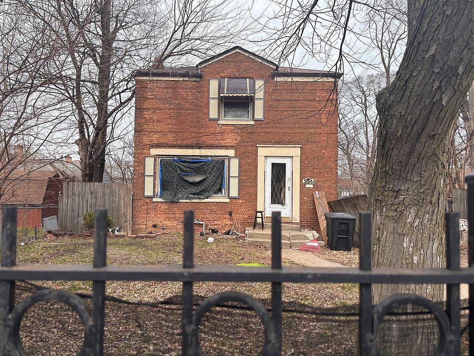 1st image of 2544 E 99th St