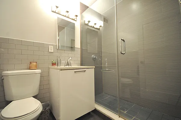 Rented by Compass | media 12