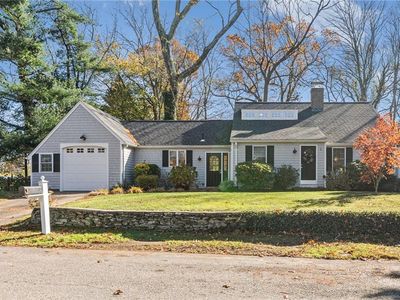 6 Black Creek Ln, Warwick, RI, 02888