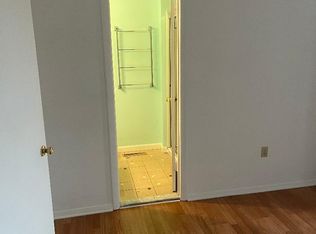 15 Harmony Mill Ct, Baltimore, MD 21228