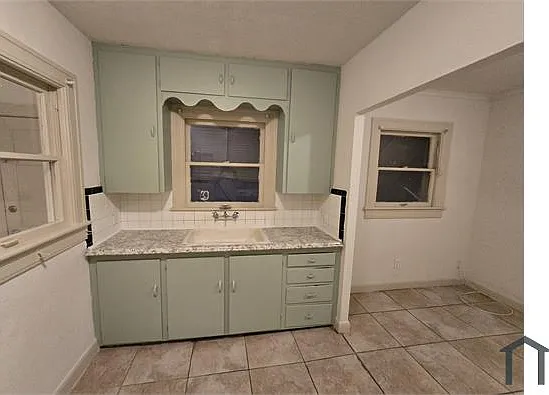 2035 16th St S — Photo 13