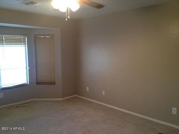 4th image of 513 S 104th St