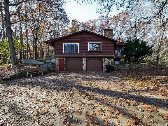 2nd image of 3663 Upper Wood Dr NE