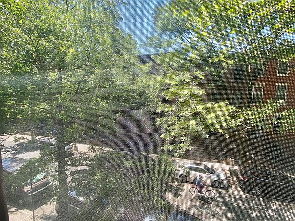5th image of 555 Pacific St #3F