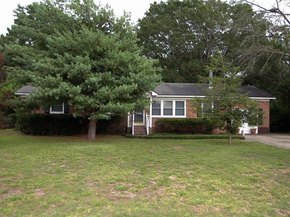 2nd image of 510 Long Leaf Acres Dr