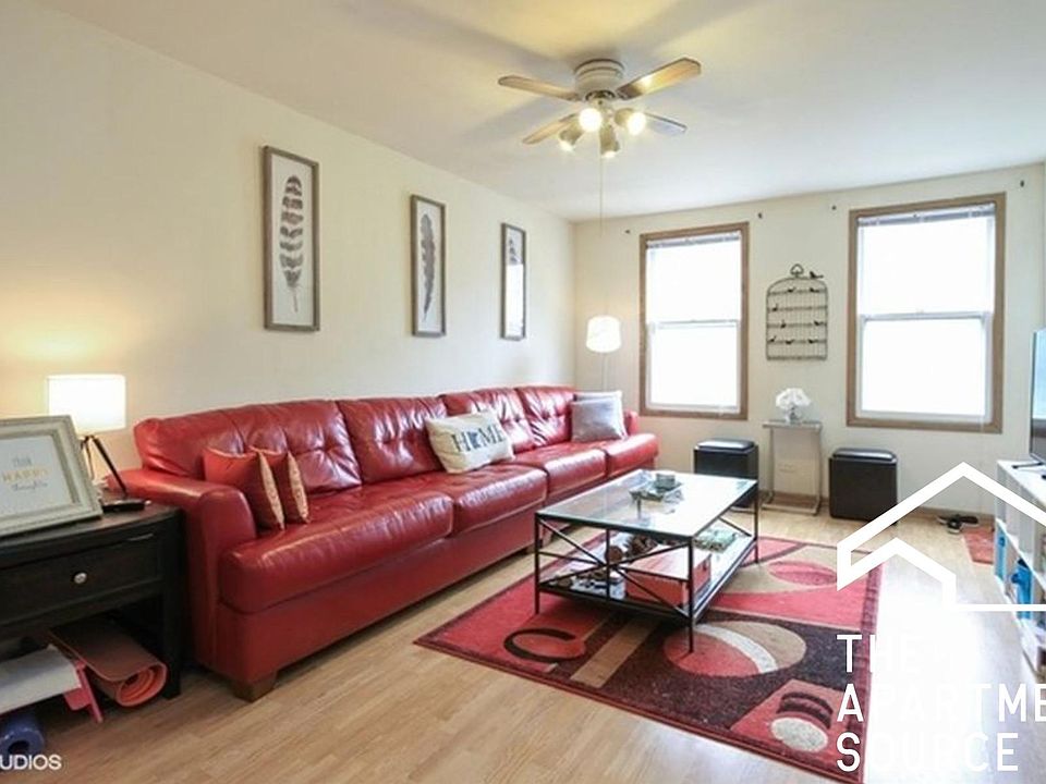 1st image of 1532 W Diversey Pkwy #2