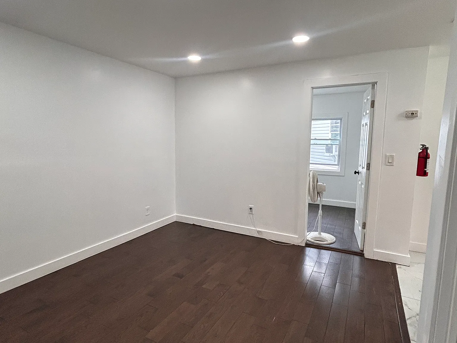 2 bed, 800 sqft, $1,750 — Photo 2