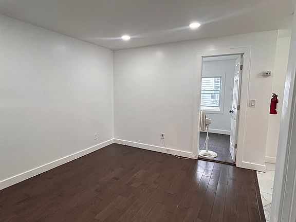 2nd image of 142 Atlantic St #1