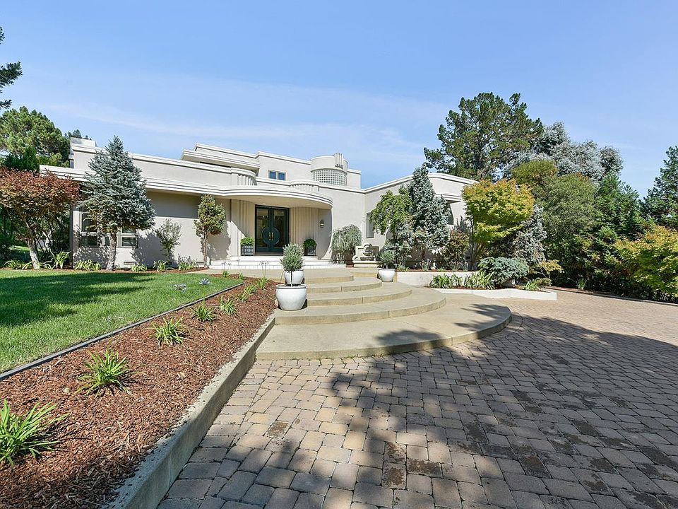 1st image of 368 Stevick Dr