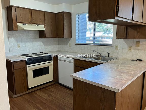 5th image of 11405 E 29th Ave