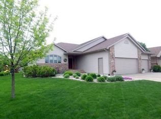 3236 S Grace Ave, Sioux Falls, SD 57103
