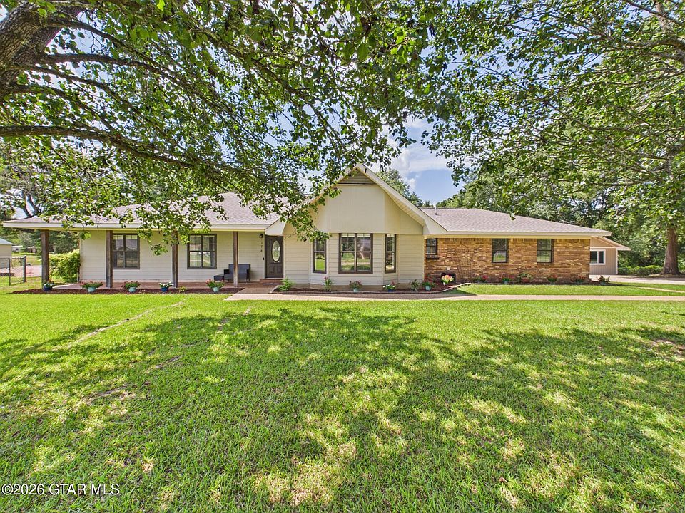 1st image of 174 Sonia Dr
