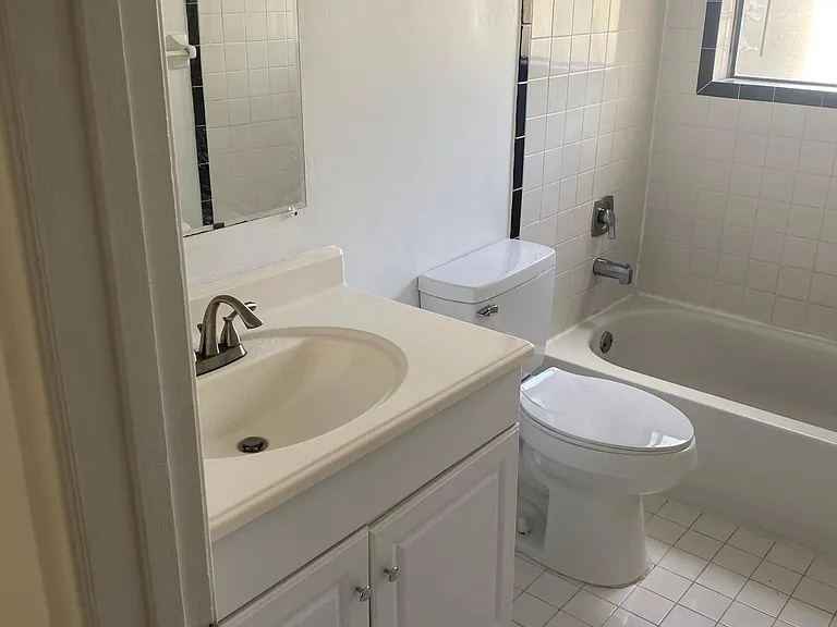 11374 Royal Palm Blvd — Photo 7