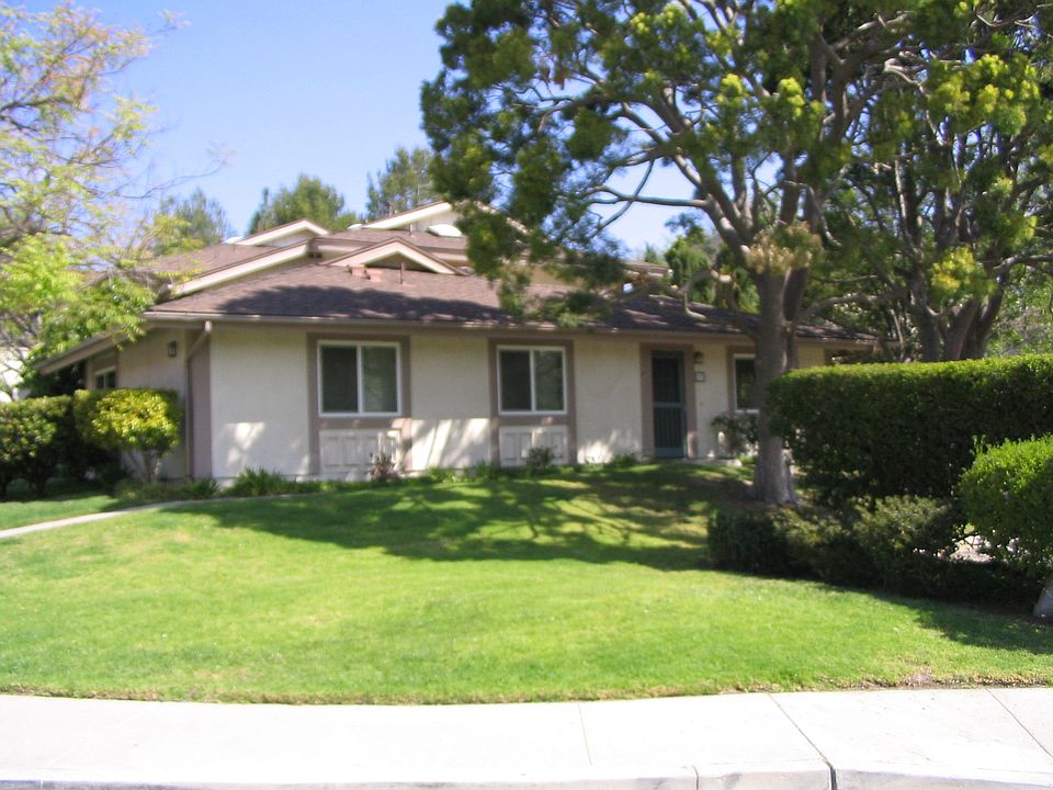 1st image of 212 Gazania Ct