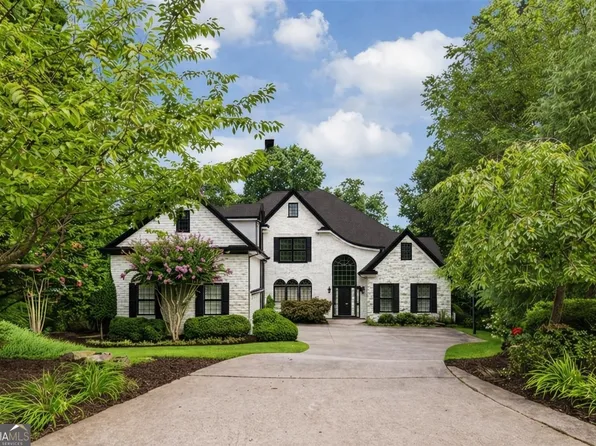 945 Waters Reach Ct, Alpharetta, GA 30022