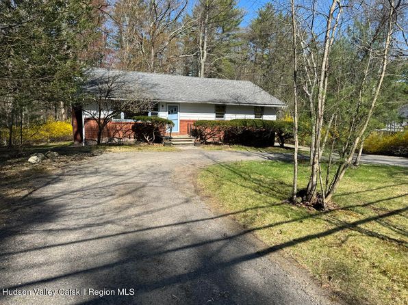 176 W Hurley Road, Woodstock, NY 12498