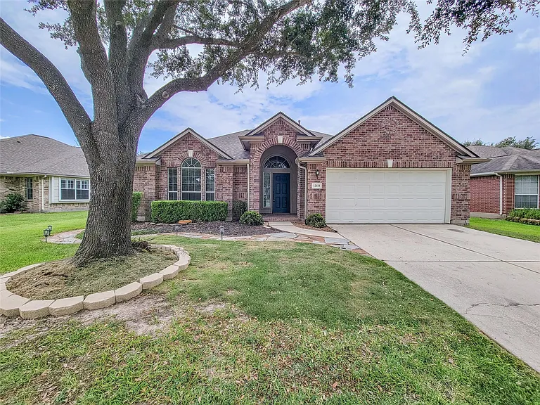 12614 Aubreywood Ln — Photo 2
