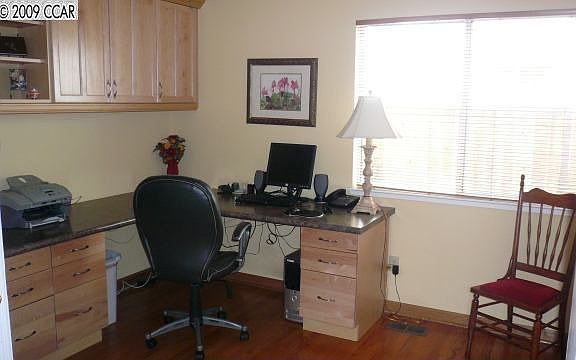 5th image of 319 Windchime Dr