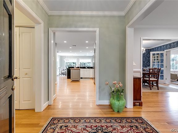 4th image of 506 Gardiner Rd