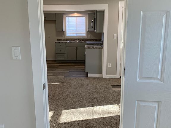 4th image of 214 W North St