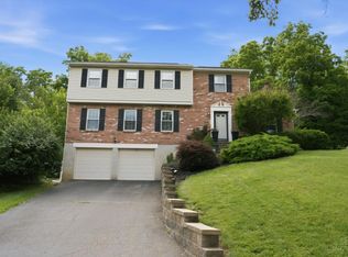 7229 Camargowoods Dr, Cincinnati, OH 45243