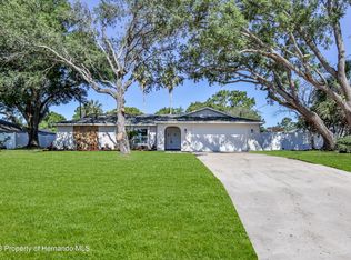 2599 Waterfall Dr, Spring Hill, FL 34608