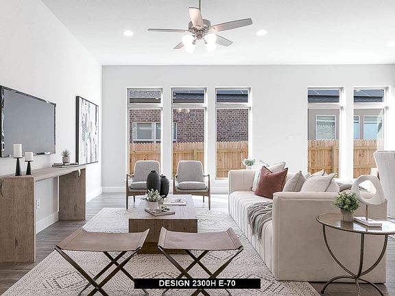 3rd image of 140 Lenera Dr