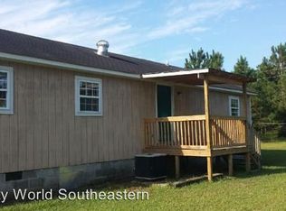 137 Branch Dr, Burgaw, NC 28425