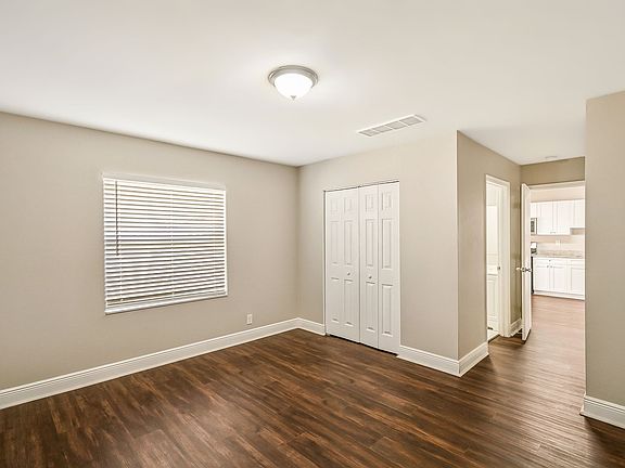 5th image of 5443 Chicory Ln