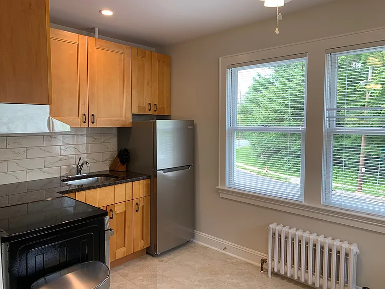 1215 Main St #2A — Photo 7