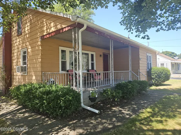 305 Bissets Ln, Bloomsburg, PA 17815