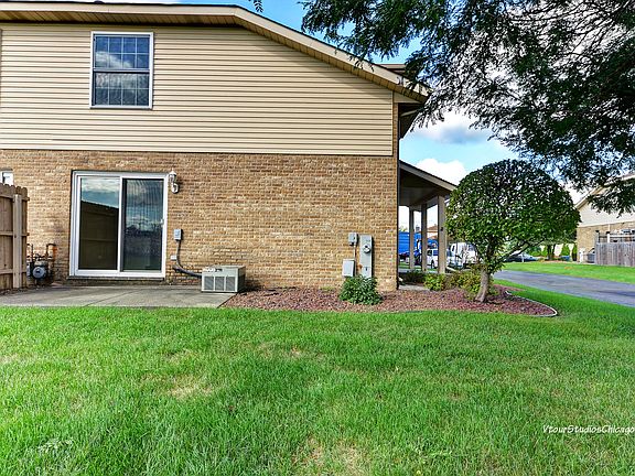 3rd image of 14721 Le Claire Ave