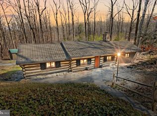 6227 Pigeon Hill Rd, Spring Grove, PA 17362