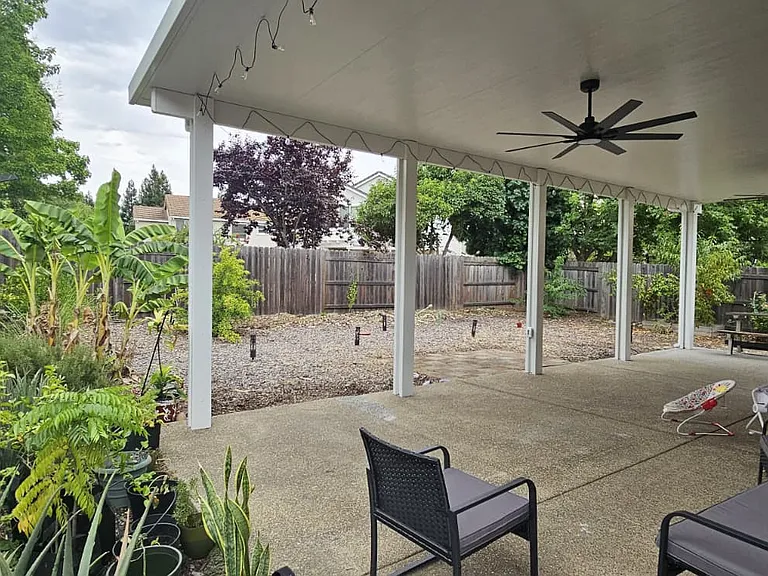 261 Oxburough Dr — Photo 17