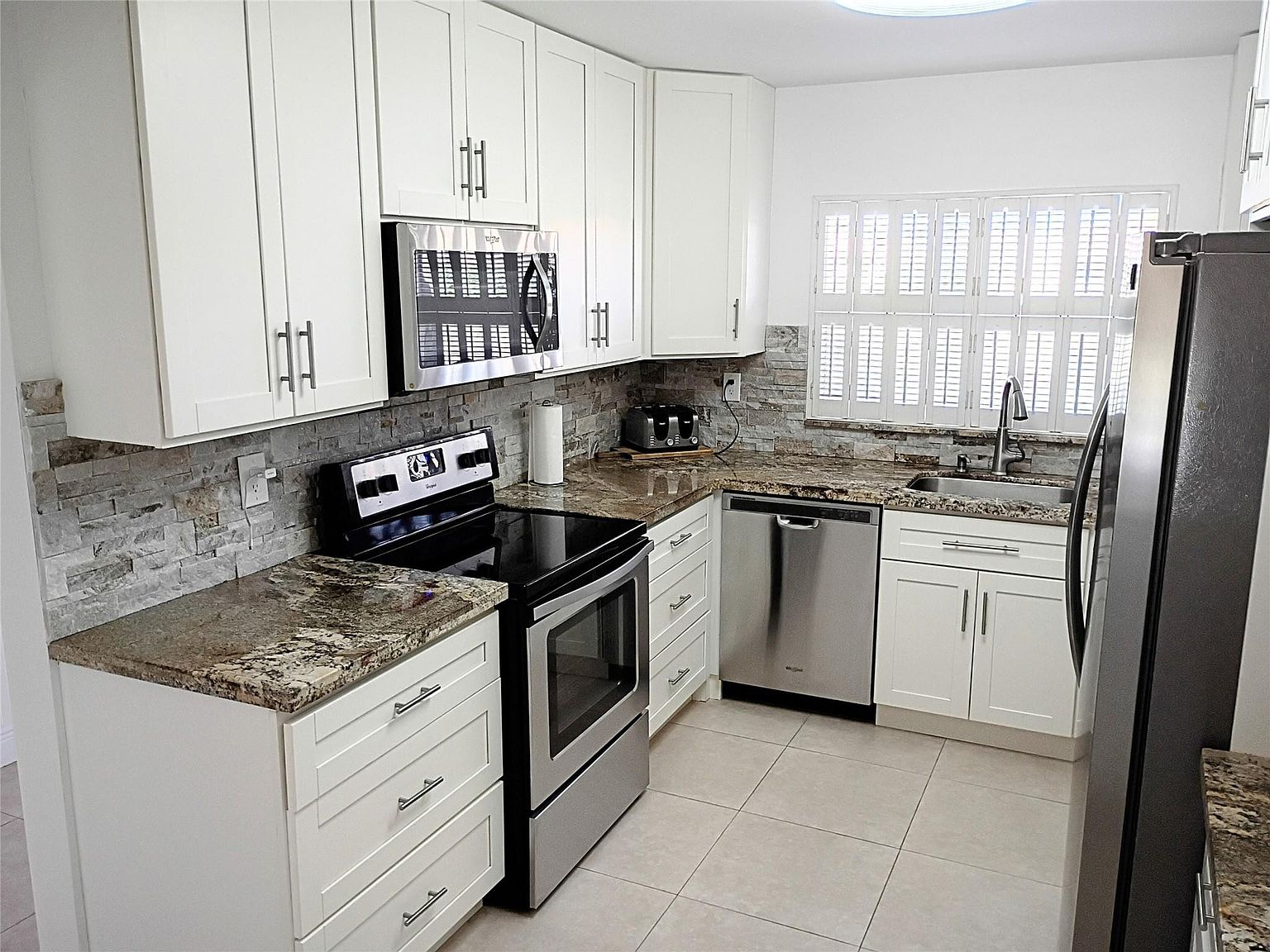 9481 Sunrise Lakes Boulevard #307