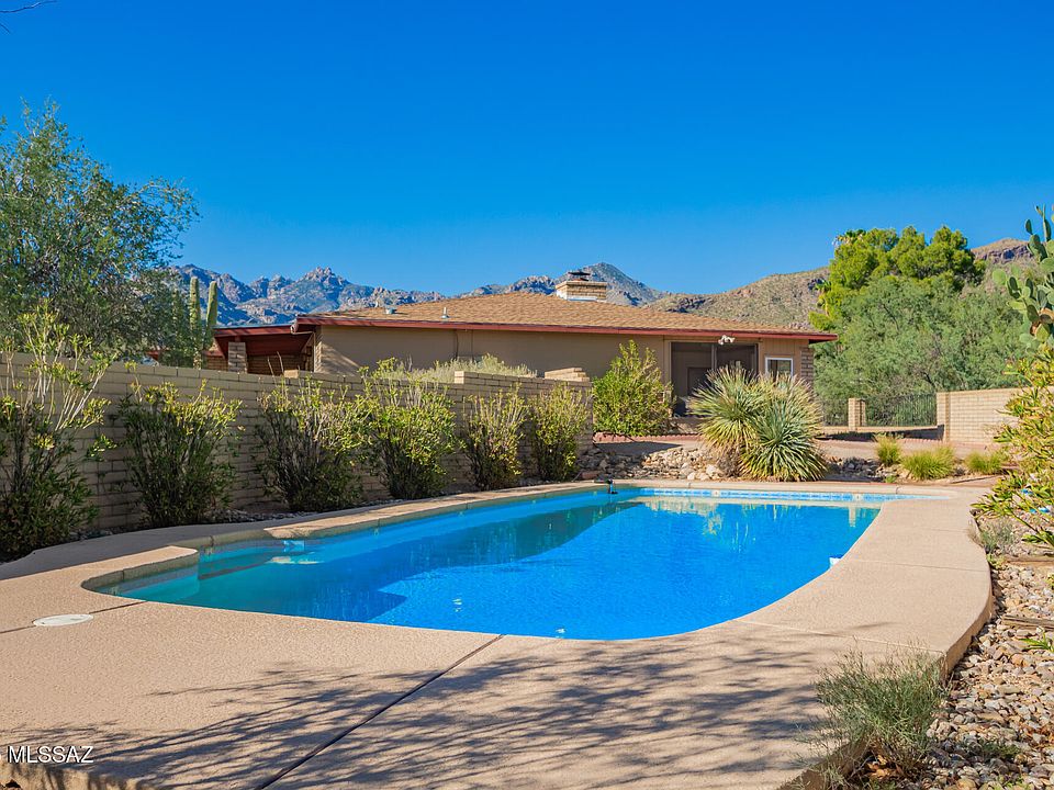 2nd image of 8881 E Saddleback Dr