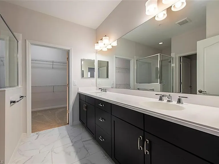6972 Avalon Cir #1007 — Photo 8