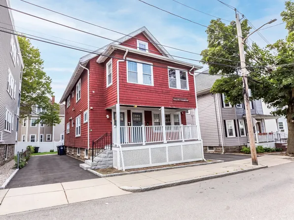 19 Verdun St, Dorchester, MA 02124