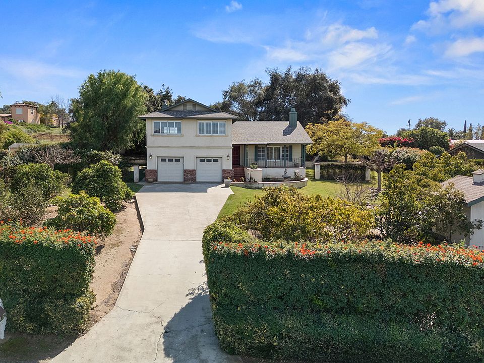 front view of. home