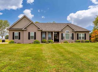 500 Willow Lake Rd, Eldorado, IL 62930