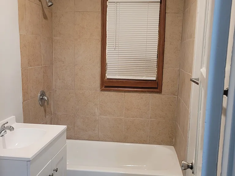 115 1/2 Woodrow Ave #B — Photo 5