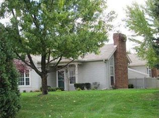 87 Stone Ridge Blvd, Hermitage, PA 16148